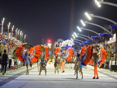 Carnaval de Encarnación activa promo de entradas 2x1