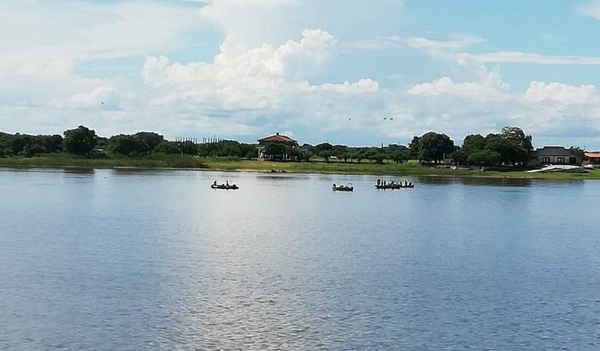 HOY / Instructor de natación de la Armada desaparece en aguas del Río Paraguay durante prueba