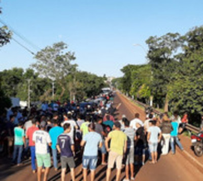 Cigarrilleros protestan tras gran incautación en Saltos del Guairá  - Paraguay.com