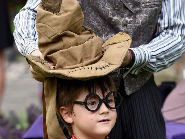 Cientos de magos por un día para celebrar la saga Harry Potter