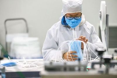 Doctor que lanzó alerta del coronavirus chino murió a causa de la epidemia - Mundo - ABC Color