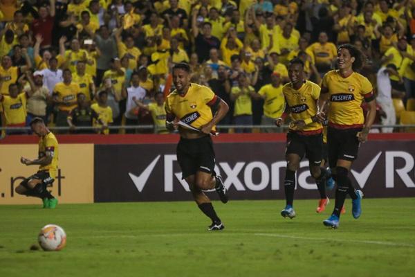 Barcelona golea a Sporting Cristal y saca medio pasaje a Fase 3