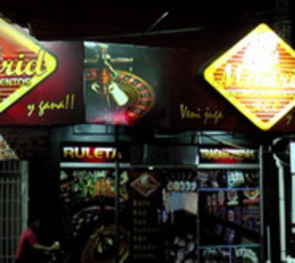 Roban casa de juegos de azar y detienen a supuesto asaltante - Paraguay.com
