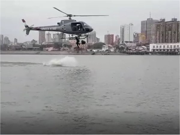 VIDEO: Así fue la práctica del marino que se tiró del helicóptero y se ahogó en la Bahía