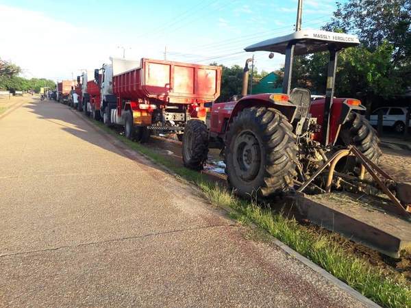 Municipalidad de Pilar encara minga en barrios de la ciudad - .::RADIO NACIONAL::.