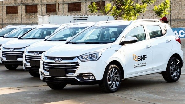 BNF adquiere flota de vehículos ensamblados en Paraguay para mejorar servicios