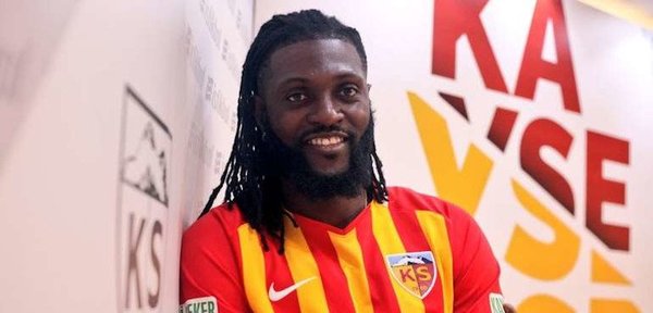 ¡Bomba! Adebayor sería jugador del Olimpia | Noticias Paraguay