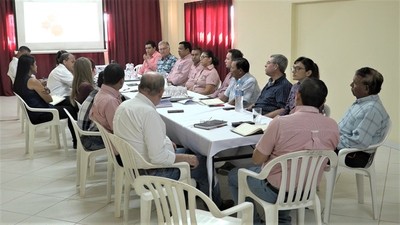 Analizan propuestas para generar mayor inversión en educación en la región del Chaco