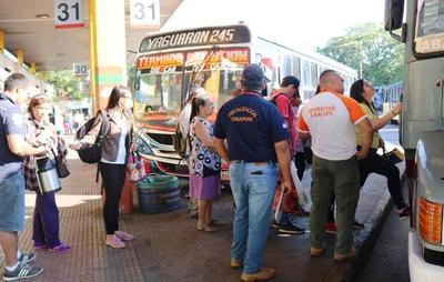 El dengue también viaja en los colectivos” •