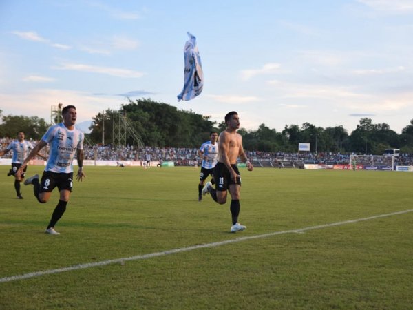 Fiesta completa: Histórica victoria en el Parque del Guairá