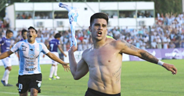 Con Brahian y Lito, un festejo completito