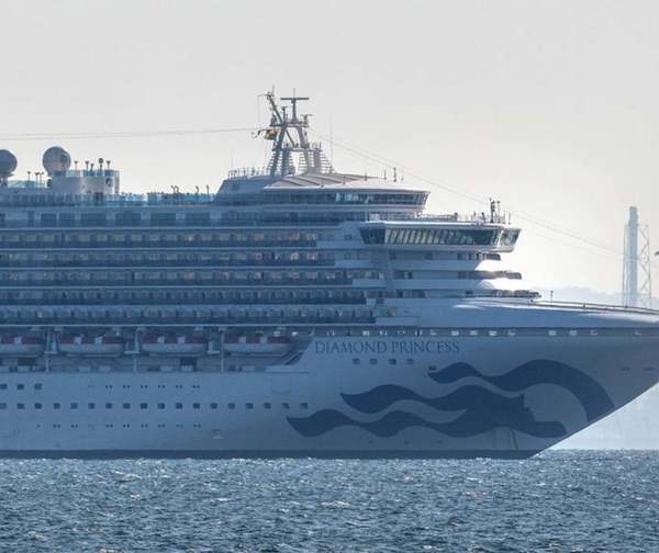 Japón: Dos cruceros continúan en cuarentena por coronavirus y confirman caso en un argentino