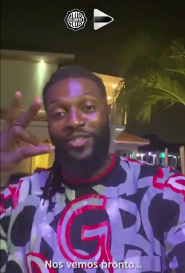 Adebayor: 'Nos vemos pronto en Olimpia'