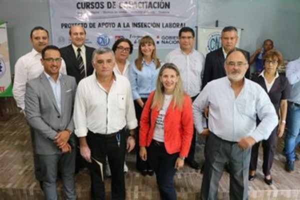 Habilitan cursos con inserción laboral asegurada