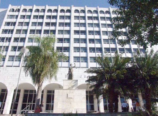 ¿Uno de la nueva guardia u otro de la vieja? Corte elige presidente y ya hay un ‘hierro caliente’ que lo espera - ADN Paraguayo