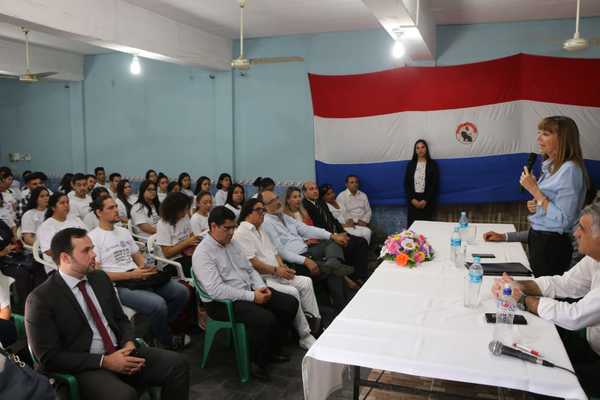 Ministerio inicia cursos a través de la CNT con inserción laboral asegurada » Ñanduti