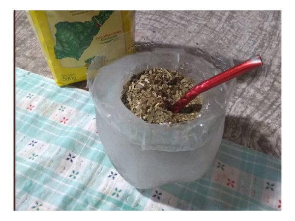 Dijeron que el "mate de hielo" de ashá es una copia del tereré