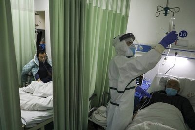 Descienden casos nuevos de coronavirus, que supera muertes de SARS