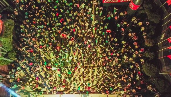 Mucha gente disfrutó de la noche de El Retrovisor en San Bernardino