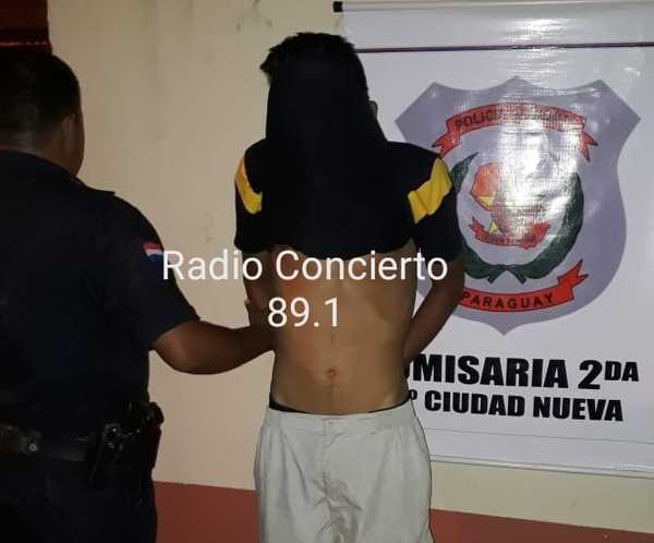 Detienen a joven por violar arresto domiciliario