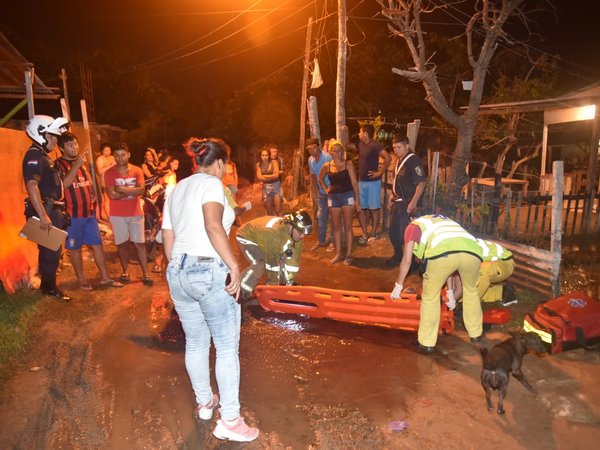 Hombre muere apuñalado tras riña en ronda de tragos