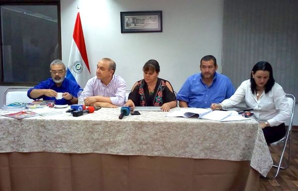 MEC reconoce error y reimprimirán las páginas del libro de matemáticas
