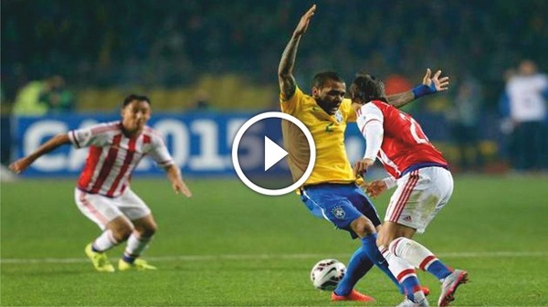 El día que Óscar Romero humilló a Dani Alves (Vídeo) - PARAGUAYPE.COM
