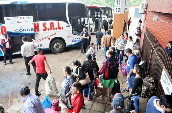 Desinfectarán buses para evitar dispersión del virus - Locales - ABC Color