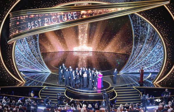 “Parásitos” hace historia en los Óscar - Artes y Espectáculos - ABC Color