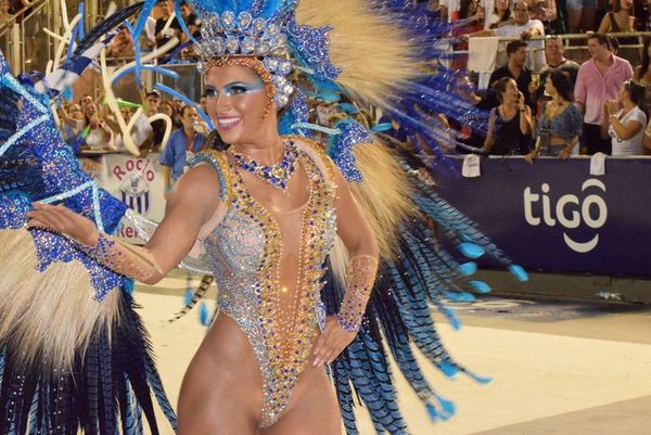 Quejas en Encarnación por reventa de entradas para el carnaval - Cultura - ABC Color