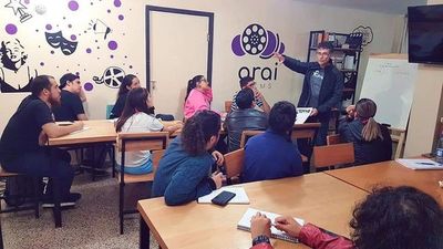 Inician curso para guionistas