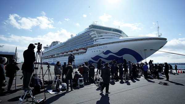 Detectan 60 nuevos casos de coronavirus en el crucero Diamond Princess | .::Agencia IP::.