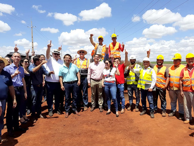 Inician obras viales en Puerto Irala y Santa Rosa del Monday