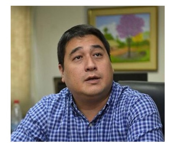 'Endeudarnos para darle dinero a una clase política irresponsable e inútil', critica dirigente liberal