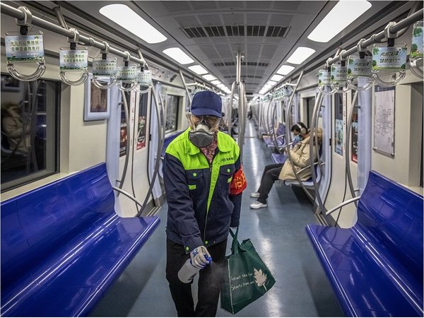 China regresa a trabajar mientras sigue su lucha contra el coronavirus