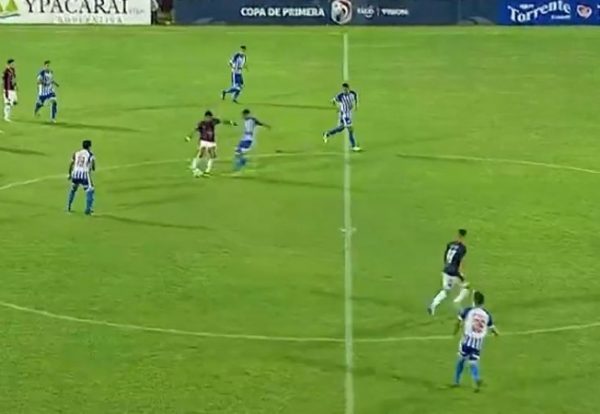 Imagen pone en duda anulación de gol de Cerro Porteño