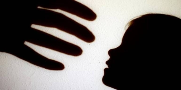 HOY / Niña de dos años muere tras salvaje violación