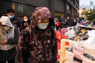 Buscan en Hong Kong a 2 personas que huyeron de cuarentena forzosa por virus - Mundo - ABC Color