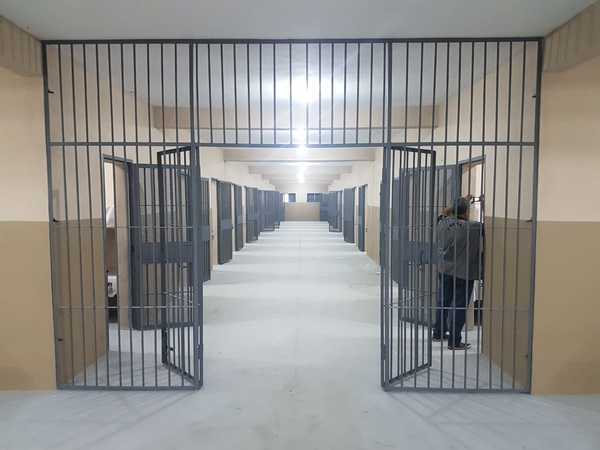 Ministerio de Justicia busca reactivar cumbre de poderes para abordar crisis penitenciaria | .::Agencia IP::.