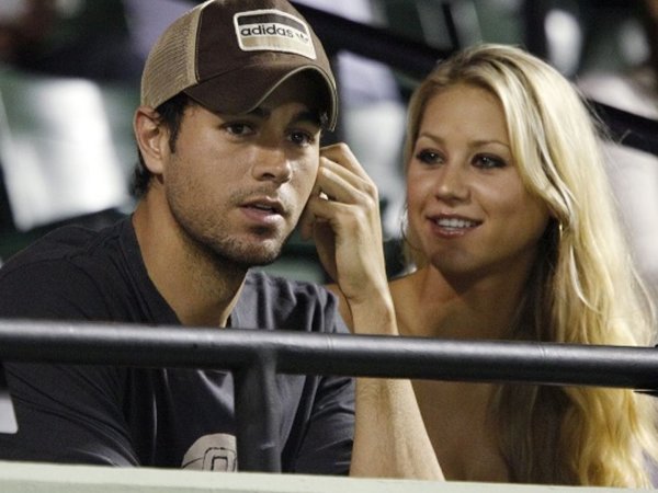 Enrique Iglesias y Anna Kournikova son padres por tercera vez