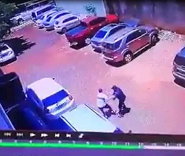 Guardia de seguridad sorprendió a tortoleros