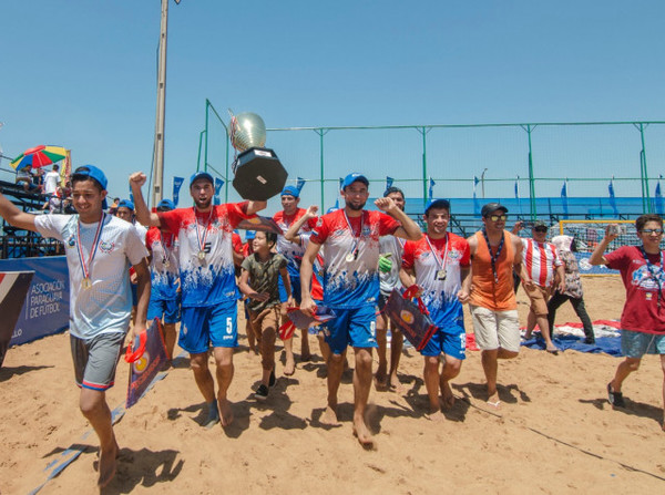 San Bernardino es el gran campeón de la Superliga de Playa - APF