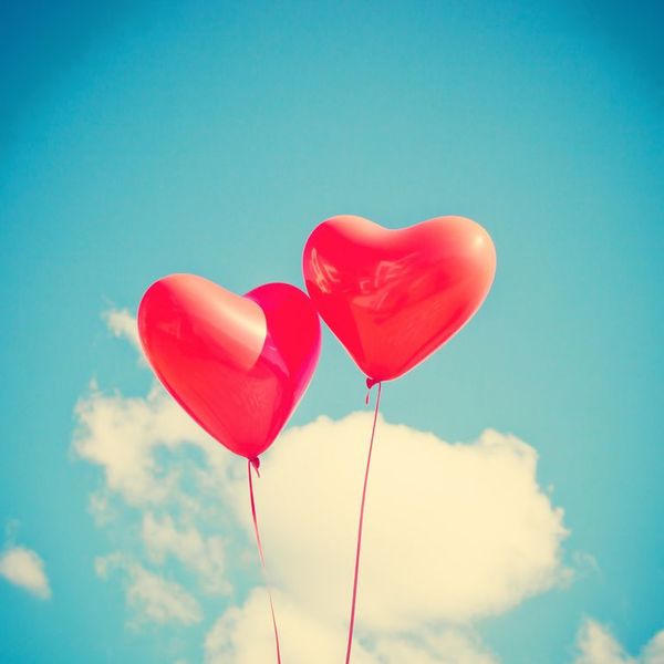 Los asesores del corazón ayudan para el Día de los Enamorados - Brand Lab - ABC Color