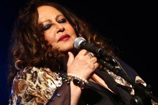 María Creuza en Asunción, con canto de amor y vida