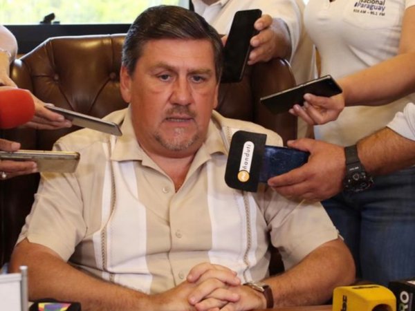 Joker convence a Blas Llano para apoyar proyecto de financiamiento