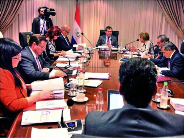 Corte recula y elegirá autoridades con el criterio de la no reelección