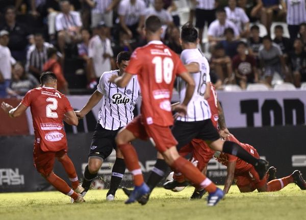 Admiten “error grave”  en sanción del penal - Deportes - ABC Color