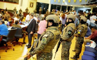 Persiste la crisis política en El Salvador - Internacionales - ABC Color