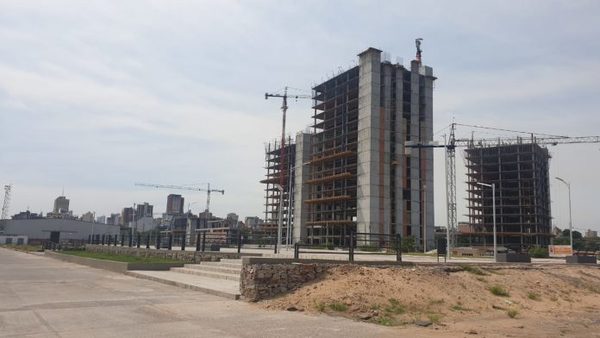 Oficinas de Gobierno registran un promedio general de avance del 51% en sus obras - .::RADIO NACIONAL::.