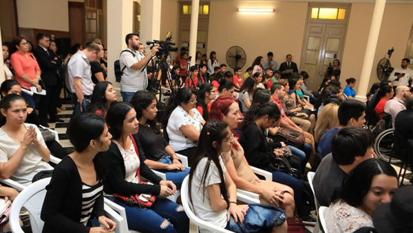 Desde mañana habilitarán Becas de Itaipú vía electrónica